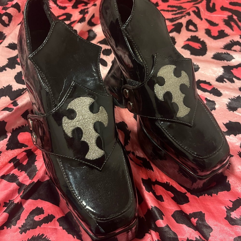 Demonia Witch Platforms